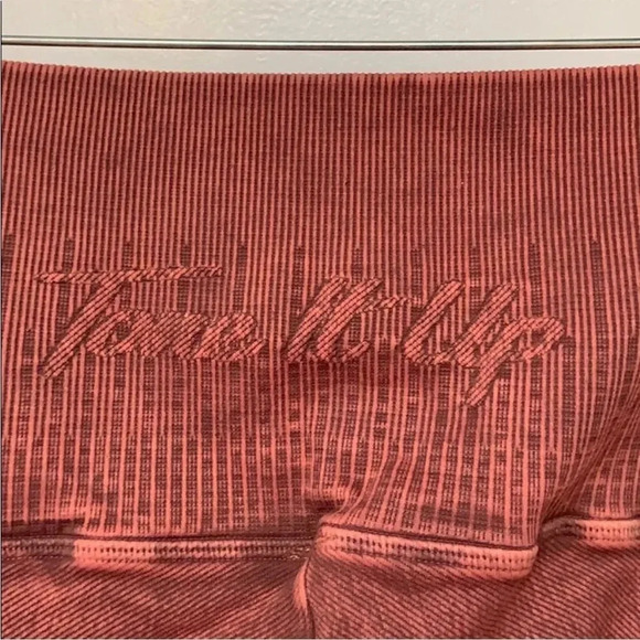 Avocado x TIU Tone It Up Sunrise seamless Leggings - Picture 8 of 13